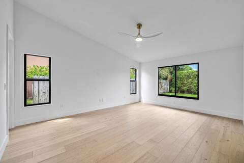 5725 Aspen Green Court, Delray Beach FL - photo 18 of 42