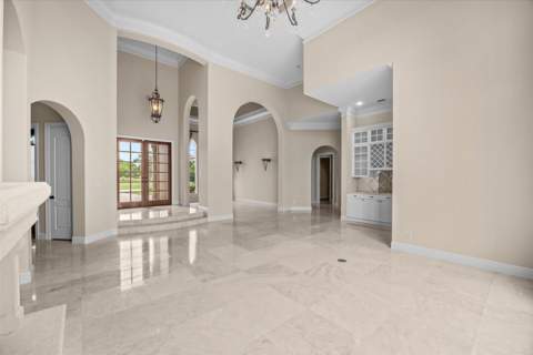 102 SE Rio Casarano, Port St. Lucie FL - photo 8 of 58