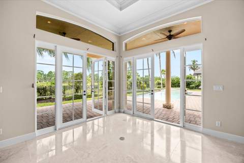102 SE Rio Casarano, Port St. Lucie FL - photo 15 of 58