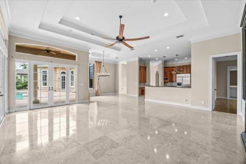 102 SE Rio Casarano, Port St. Lucie FL - photo 14 of 58