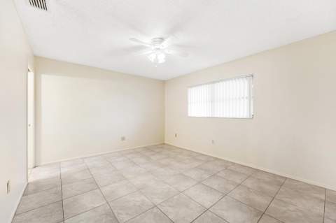 5725 Fernley Drive #47, West Palm Beach FL - photo 8 of 41