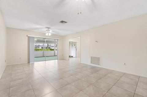 5725 Fernley Drive #47, West Palm Beach FL - photo 18 of 41
