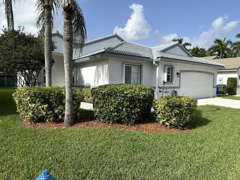 3 bedroom Single Family Residence at 16323 SW 6th Street, Heftler Homes At Pembroke Shores, Pembroke Pines — photo 2