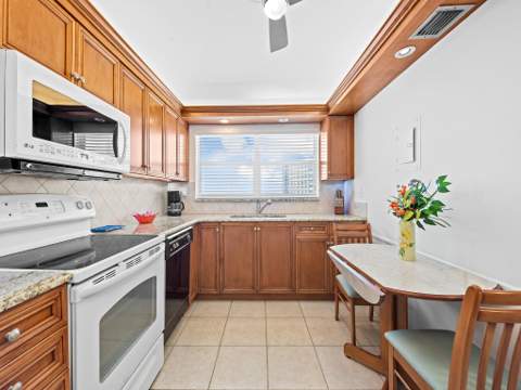 3310 S Ocean Boulevard #928d, Highland Beach FL - photo 6 of 40