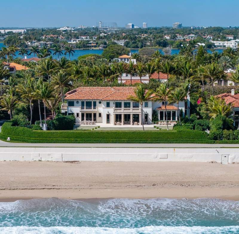 6 bedroom Single Family Residence at 680 S Ocean Boulevard, Palm Beach, Palm Beach — photo 2