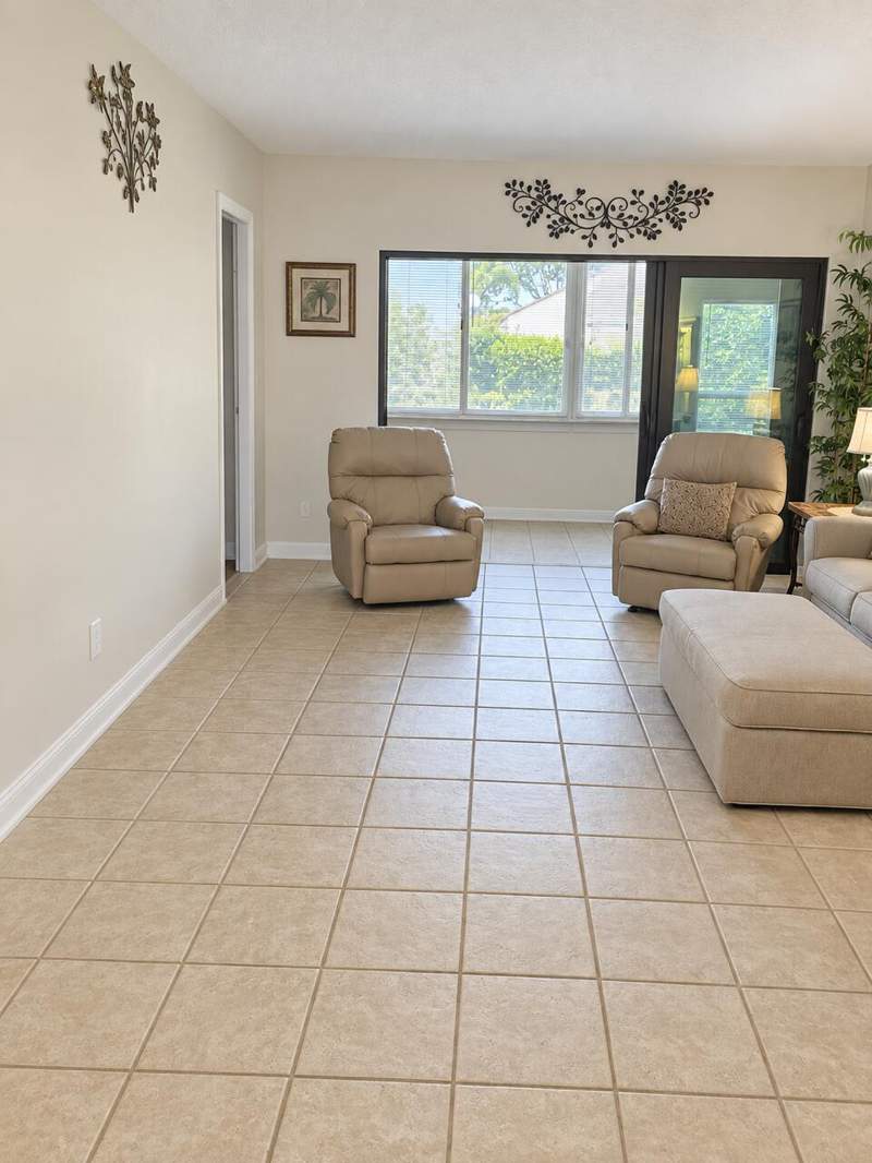 2 bedroom Condominium at 3154 Via Poinciana #115, Poinciana Lakes Condo, Lake Worth — photo 4