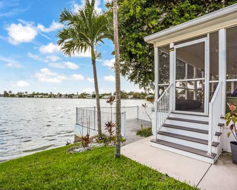 5420 Lagoon Drive, Fort Lauderdale FL - photo 12 of 54