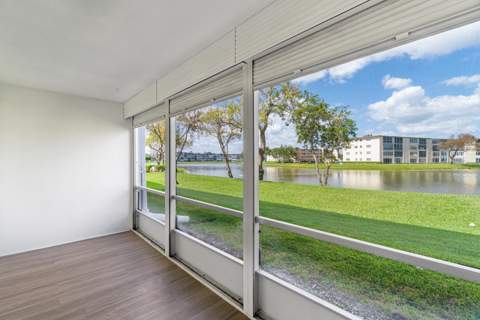 1007 Rexford A, Boca Raton FL - photo 15 of 21