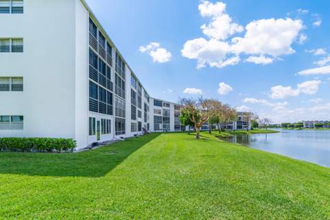 1007 Rexford A, Boca Raton FL - photo 16 of 21