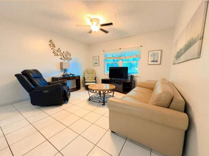 1 bedroom Co-Ownership at 1560 McKinley Street #111W, Mayfair Apt Co-Op, Hollywood — photo 4