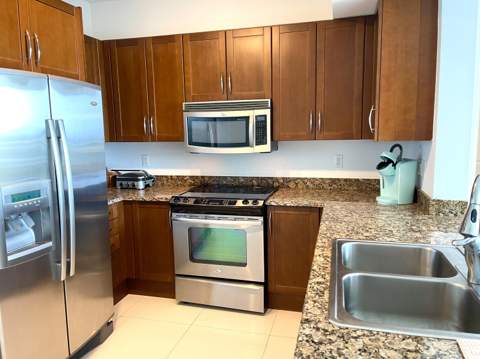350 N Federal Highway #1206, Boynton Beach FL - photo 7 of 32