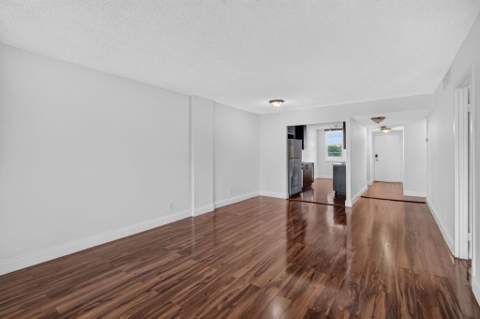 250 Jacaranda Drive #411, Plantation FL - photo 6 of 26