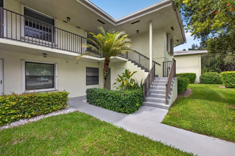 2 bedroom Condominium at 1701 Sabal Ridge Circle #D, Sabal Ridge Condo, Palm Beach Gardens — photo 4