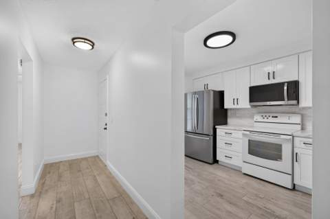 1701 Sabal Ridge Circle #D, Palm Beach Gardens FL - photo 16 of 69