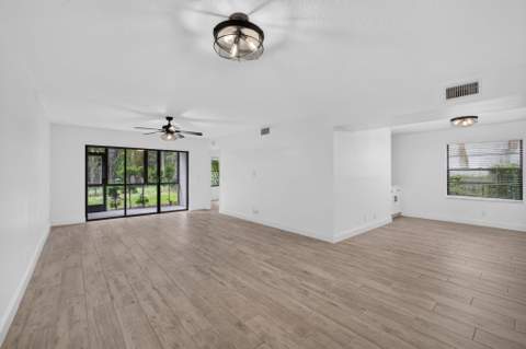 1701 Sabal Ridge Circle #D, Palm Beach Gardens FL - photo 17 of 69