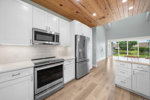 225 N Lakeshore Drive, Hypoluxo FL - photo 24 of 89