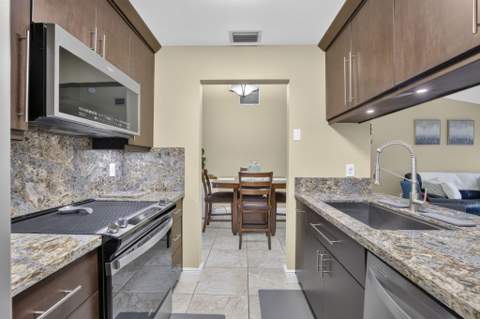 2690 N Nob Hill Road, Sunrise FL - photo 6 of 19