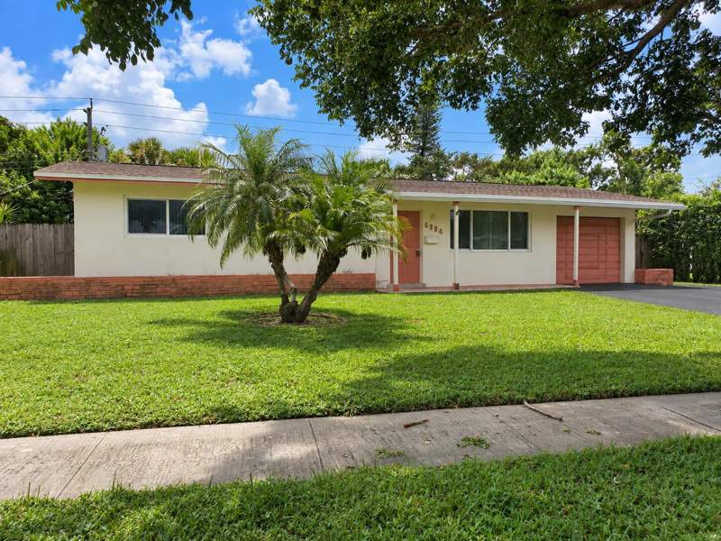 3 bedroom Single Family Residence at 6884 NW 12th Street, Plantation Sunrise Heights 3rd, Plantation — photo 2