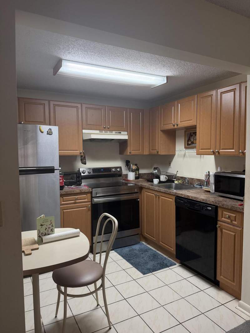 1 bedroom Condominium at 17 Burgundy A, Kings Point Burgundy Condos, Delray Beach — photo 3