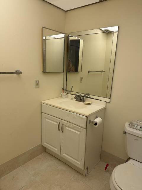 17 Burgundy A, Delray Beach FL - photo 9 of 74