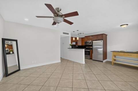4051 NE 13th Avenue #76-3, Oakland Park FL - photo 7 of 28