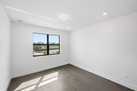7707 Laurel Park Drive, Lake Worth FL - photo 18 of 55