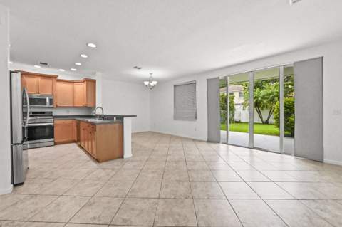 9861 Woodworth Court, Wellington FL - photo 12 of 49