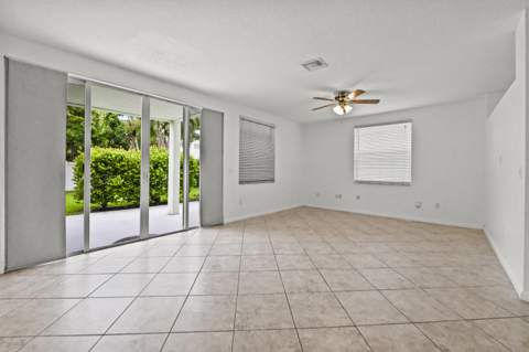 9861 Woodworth Court, Wellington FL - photo 13 of 49