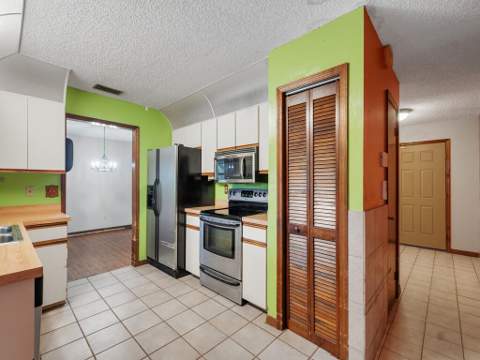 6506 Santa Clara Boulevard, Fort Pierce FL - photo 6 of 30