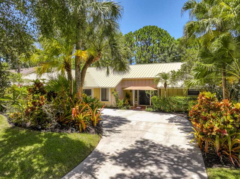3 bedroom Single Family Residence at 18828 Still Lake Drive, The Shores, Jupiter — photo 1