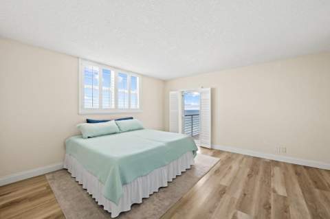 812 Briny Avenue #10A, Pompano Beach FL - photo 10 of 29