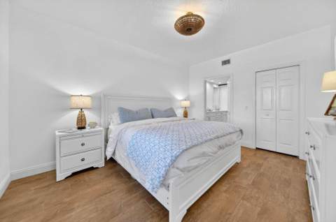 391 NE Plantation Road #215, Hutchinson Island FL - photo 16 of 20