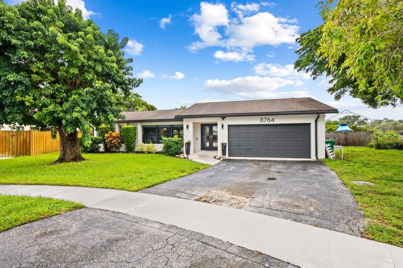 4 bedroom Single Family Residence at 8764 SW 51st Court, Timberlake, Cooper City — photo 5