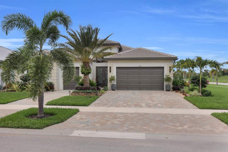 3 bedroom Single Family Residence at 12343 SW Misty Meadow Lane, Valencia Parc, Port St. Lucie — photo 2