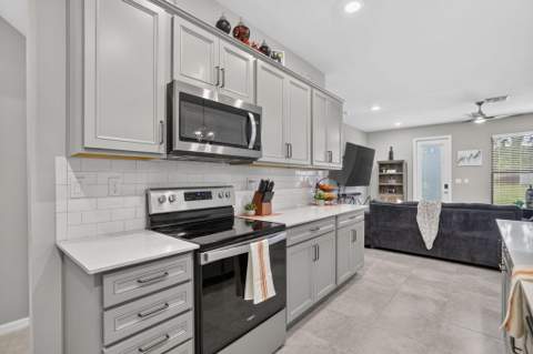 4416 Appleton Circle, Oakland Park FL - photo 6 of 30