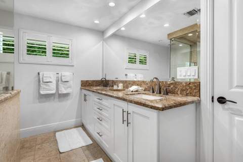 6130 Ridge Lane, Ocean Ridge FL - photo 15 of 34