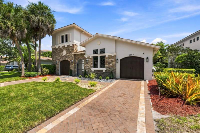 4 bedroom Single Family Residence at 8166 Emerald Avenue, PARKLAND GOLF AND COUNTRY CLUB, Parkland — photo 3