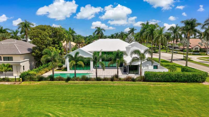 5 bedroom Single Family Residence at 7359 Ballantrae Court, St Andrews Country Club 4, Boca Raton — photo 2