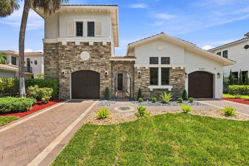 4 bedroom Single Family Residence at 8166 Emerald Avenue, PARKLAND GOLF AND COUNTRY CLUB, Parkland — photo 1