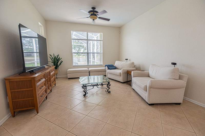 4 bedroom Single Family Residence at 208 SW Whitewood Drive, Crane Pointe at Sawgrass Lakes, Port St. Lucie — photo 5