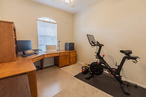 208 SW Whitewood Drive, Port St. Lucie FL - photo 21 of 32