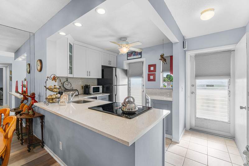 2 bedroom Condominium at 2161 NE 1st Court #205, Village Royale Condo 3, Boynton Beach — photo 2