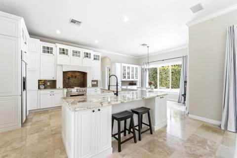 5038 NW 24th Circle, Boca Raton FL - photo 12 of 54