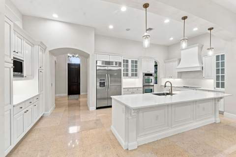 8166 Emerald Avenue, Parkland FL - photo 11 of 45