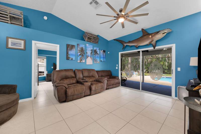3 bedroom Single Family Residence at 202 SE Grove Avenue, Port St Lucie Section 2, Port St. Lucie — photo 5
