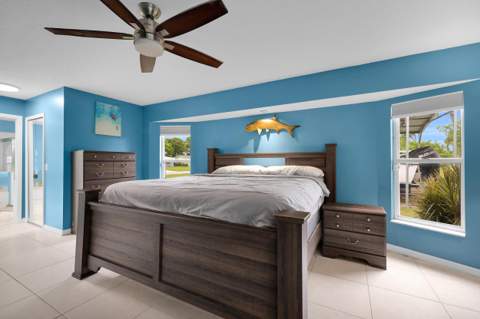 202 SE Grove Avenue, Port St. Lucie FL - photo 14 of 55