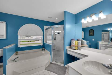 202 SE Grove Avenue, Port St. Lucie FL - photo 18 of 55