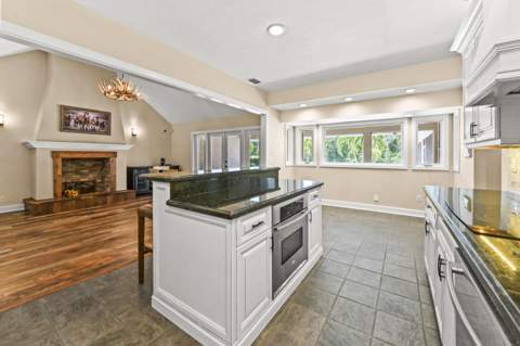 5703 Lago Del Sol Drive, Lake Worth FL - photo 21 of 63