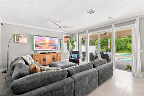 2478 Westmont Lane, Royal Palm Beach FL - photo 22 of 104