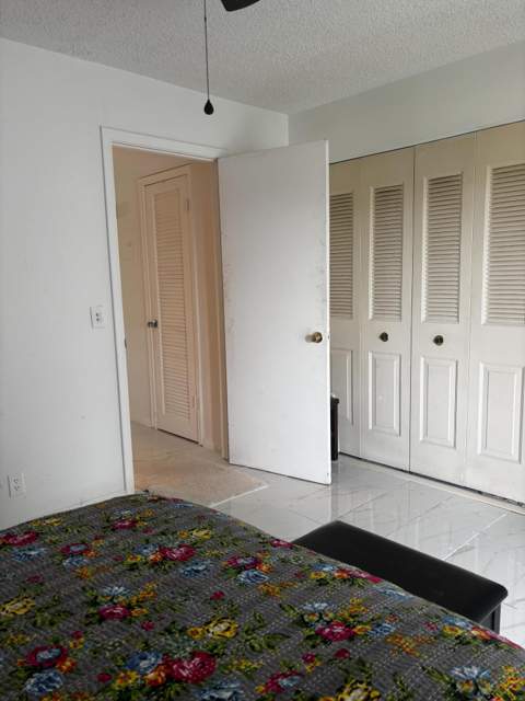 237 Northampton L, West Palm Beach FL - photo 9 of 13